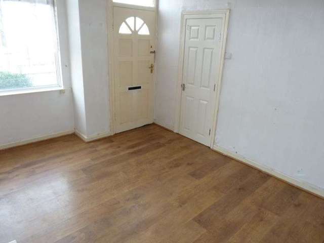  Image of 2 bedroom Detached house to rent in Compton Road Leeds LS9 at Leeds, LS9 6DG