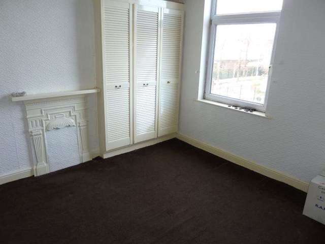  Image of 2 bedroom Detached house to rent in Compton Road Leeds LS9 at Leeds, LS9 6DG