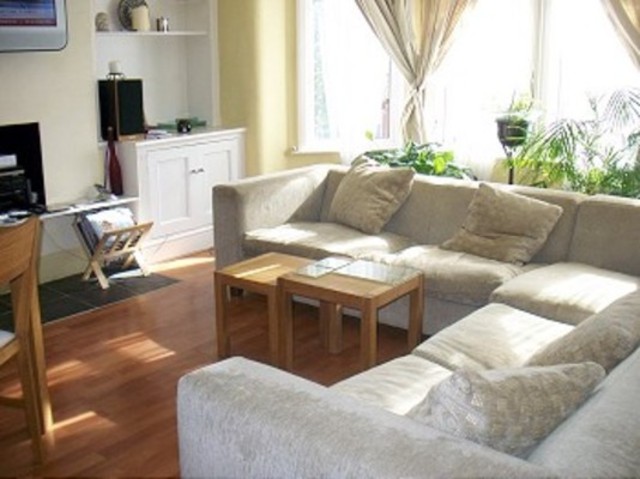  Image of 3 bedroom Flat to rent in Conway Road London N14 at Conway Road  Southgate, N14 7BH