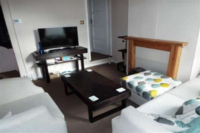  Image of 2 bedroom Detached house to rent in Cornes Street Hanley Stoke-on-Trent ST1 at Stoke-on-Trent, ST1 3JA