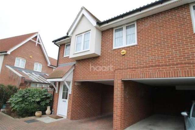 Image of 2 bedroom Flat for sale in Craigen Gardens Ilford IG3 at Craigen Gardens  Ilford, IG3 9FG