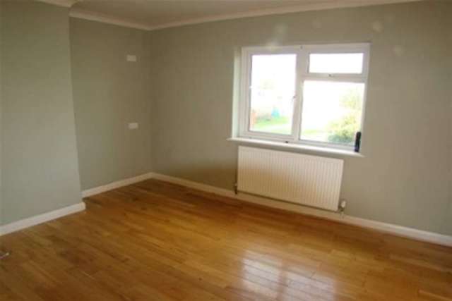  Image of 4 bedroom Detached house to rent in Cremyll Road Torpoint PL11 at Torpoint, PL11 2DX