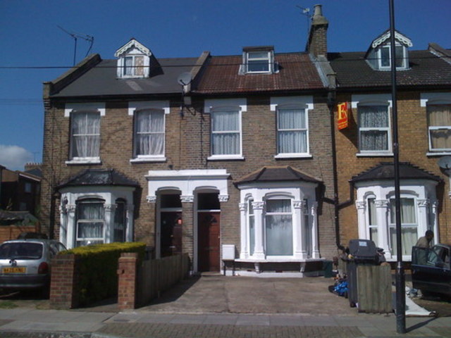  Image of 1 bedroom Flat to rent in Crescent Road New Barnet Barnet EN4 at Crescent Road Barnet Barnet, EN4 8SB