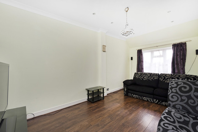  Image of 4 bedroom Terraced house for sale in Croft Road London SW16 at Croft Road Norbury London, SW16 3NG