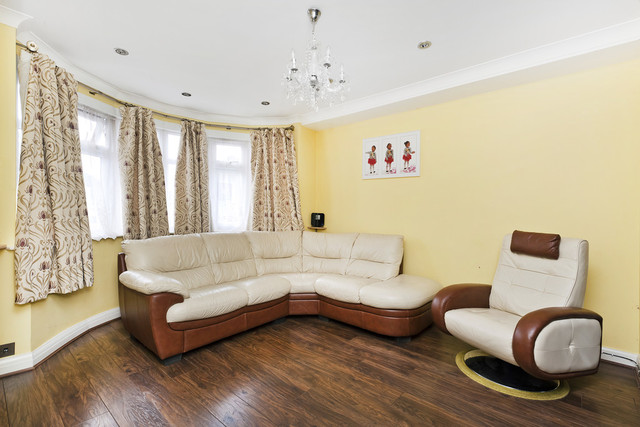  Image of 4 bedroom Terraced house for sale in Croft Road London SW16 at Croft Road Norbury London, SW16 3NG