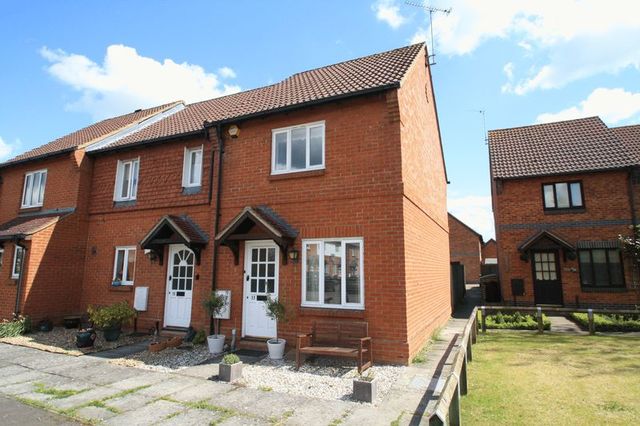 Image of 2 bedroom Detached house for sale in Howbery Farm Crowmarsh Gifford Wallingford OX10 at Howbery Farm Crowmarsh Gifford Wallingford, OX10 8NR