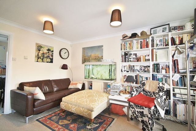  Image of 2 bedroom Detached house for sale in Howbery Farm Crowmarsh Gifford Wallingford OX10 at Howbery Farm Crowmarsh Gifford Wallingford, OX10 8NR