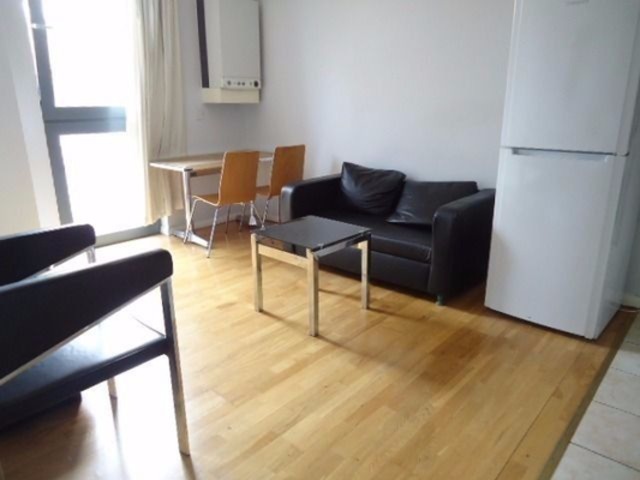  Image of 1 bedroom Flat to rent in Pentonville Road London N1 at Cumming Street  Pentonville, N1 9JL
