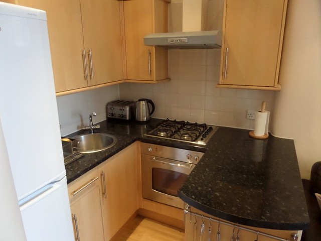  Image of 1 bedroom Flat to rent in Dalgety Street Edinburgh EH7 at Meadowbank Edinburgh Edinburgh, EH7 5UL
