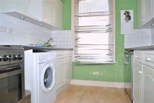  Image of 2 bedroom Flat to rent in Diana Road London E17 at Diana Road  London, E17 5LF