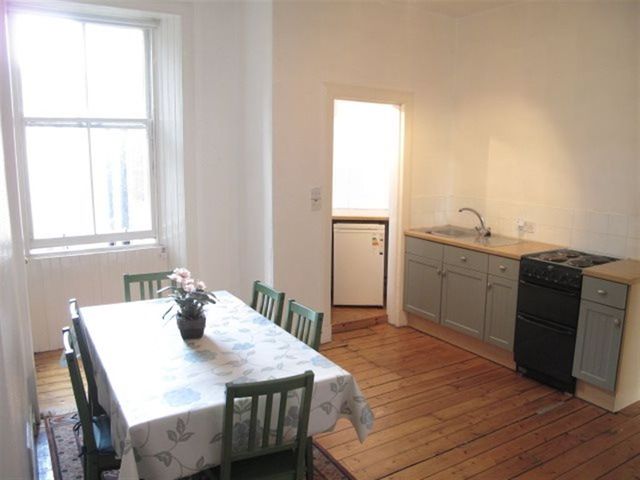  Image of 1 bedroom Flat to rent in Dickson Street Edinburgh EH6 at Leith Walk Edinburgh Edinburgh, EH6 8QH