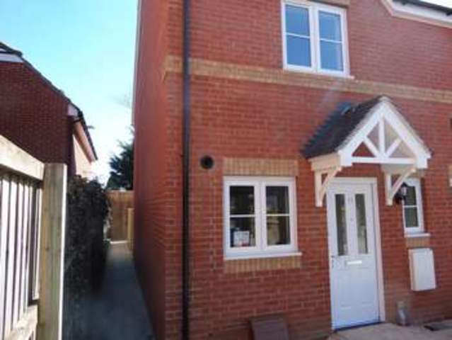  Image of 2 bedroom Terraced house to rent in Dores Court Swindon SN2 at Dores Court Stratton Swindon, SN2 7QY