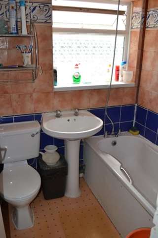  Image of 1 bedroom House Share to rent in Campkin Road Cambridge CB4 at Campkin Road  Cambridge, CB4 2NB