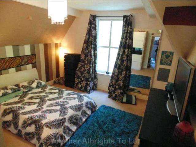  Image of 2 bedroom Flat to rent in Dudley Park Road Acocks Green Birmingham B27 at Dudley Park Road Acock`s Green Birmingham, B27 6QP