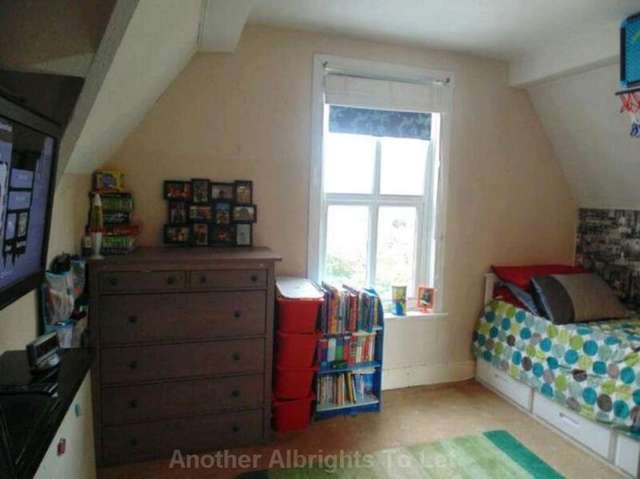  Image of 2 bedroom Flat to rent in Dudley Park Road Acocks Green Birmingham B27 at Dudley Park Road Acock`s Green Birmingham, B27 6QP