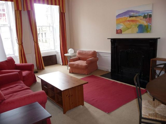  Image of 2 bedroom Flat to rent in East Broughton Place Edinburgh EH1 at Broughton Edinburgh Edinburgh, EH1 3RP
