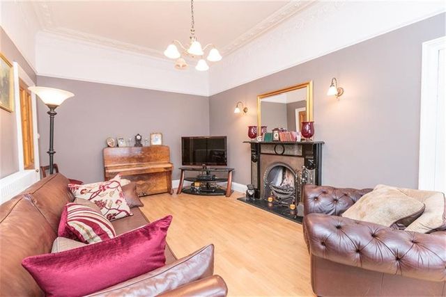  Image of 4 bedroom Flat to rent in East Trinity Road Trinity Edinburgh EH5 at Trinity Edinburgh Edinburgh, EH5 3DQ