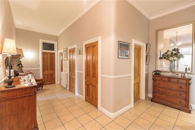  Image of 4 bedroom Flat to rent in East Trinity Road Trinity Edinburgh EH5 at Trinity Edinburgh Edinburgh, EH5 3DQ