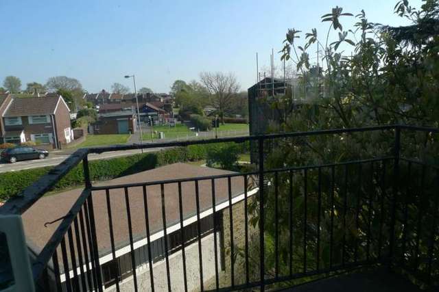 Image of 2 bedroom Flat to rent in Edlogan Way Croesyceiliog Cwmbran NP44 at Cwmbran, NP44 2QB