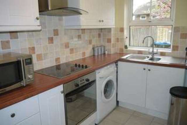  Image of 1 bedroom Terraced house for sale in Edward Close Aylesbury HP21 at Edward Close  Aylesbury, HP21 9YQ