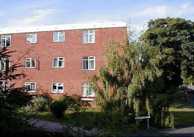  Image of 1 bedroom Flat to rent in Rainbow Hill Worcester WR3 at Rainbow Hill Worcester Claines, WR3 8NF