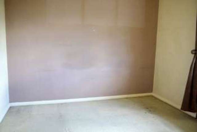  Image of 2 bedroom Terraced house for sale in Ellen Walk Aylesbury HP21 at Ellen Walk  Aylesbury, HP21 8YJ