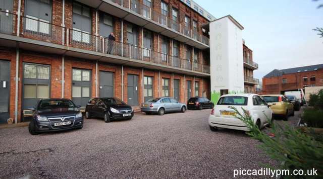  Image of 3 bedroom Apartment to rent in Empress Street Old Trafford Manchester M16 at Empress Street Old Trafford Manchester, M16 9EN