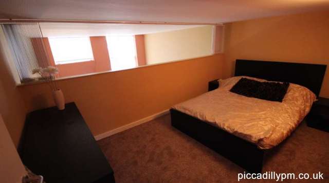  Image of 3 bedroom Apartment to rent in Empress Street Old Trafford Manchester M16 at Empress Street Old Trafford Manchester, M16 9EN
