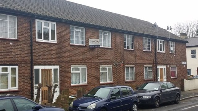  Image of 2 bedroom Flat to rent in Essex Street London E7 at ESSEX ROAD  FOREST GATE, E7 0HL