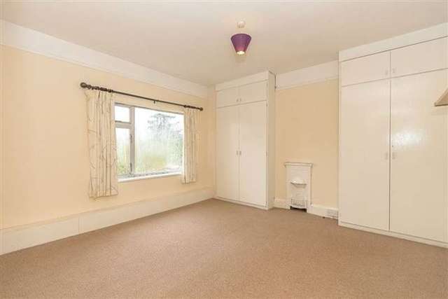  Image of 3 bedroom Semi-Detached house for sale in Evesham Road Redditch B97 at Evesham Road  Headless Cross, B97 5EW