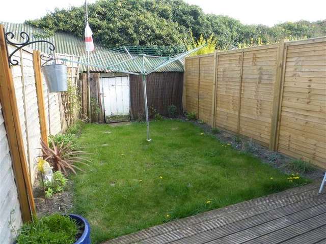  Image of 3 bedroom Terraced house for sale in Farleigh Hill Tovil Maidstone ME15 at Tovil Maidstone Maidstone, ME15 6RQ