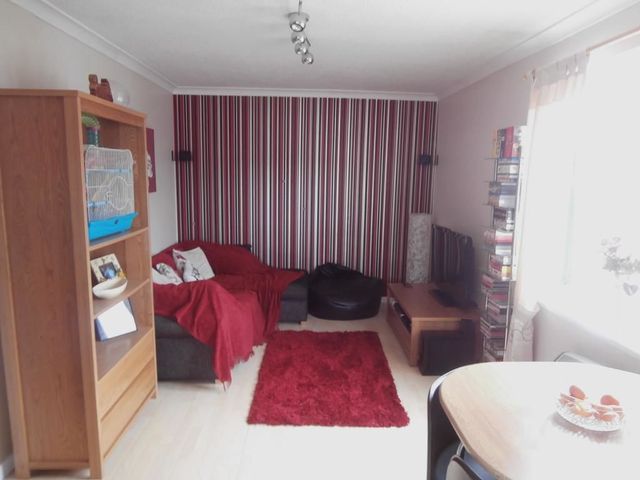  Image of 1 bedroom Flat to rent in Farrier Court Blackburn Bathgate EH47 at Blackburn West Lothian West Lothian, EH47 7QN