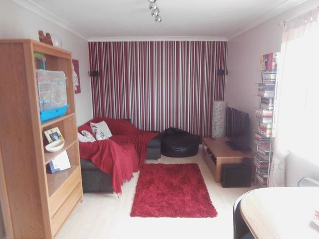  Image of 1 bedroom Flat to rent in Farrier Court Blackburn Bathgate EH47 at Blackburn West Lothian West Lothian, EH47 7QN
