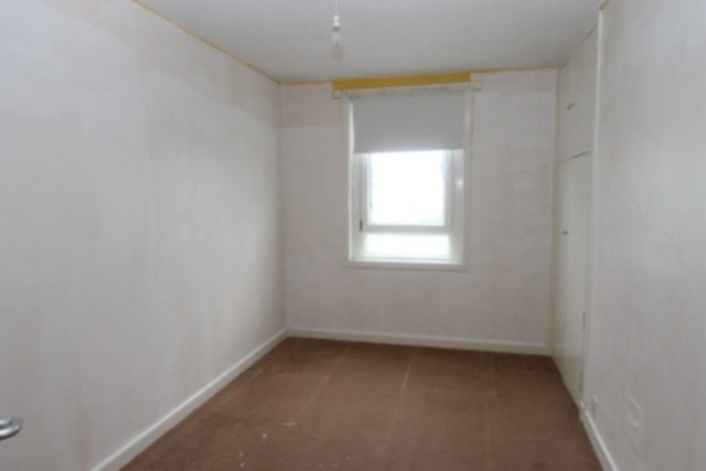 Image of 3 bedroom Flat to rent in Fisher Avenue Kilsyth Glasgow G65 at Kilsyth North Lanarkshire North Lanarkshire, G65 0LT
