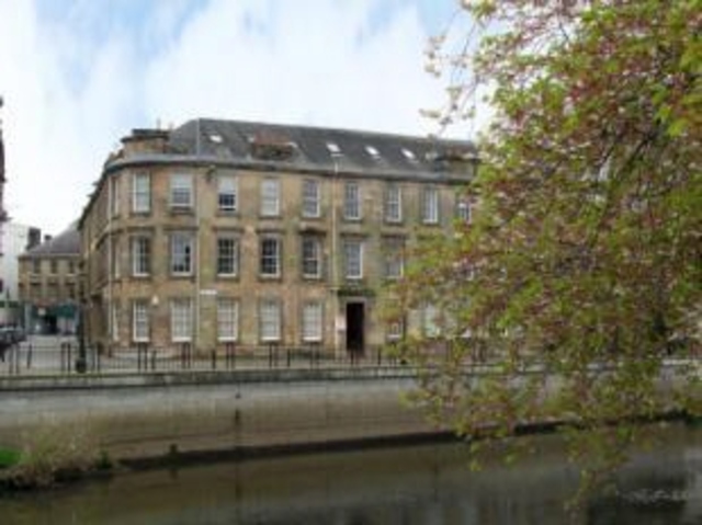  Image of 2 bedroom Flat to rent in Forbes Place Paisley PA1 at Paisley Renfrewshire Renfrewshire, PA1 1UT
