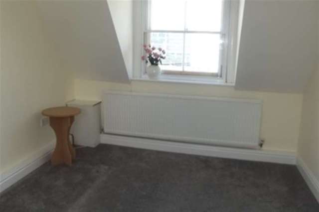  Image of 1 bedroom Flat to rent in Forest View Southampton SO14 at Southampton, SO14 2BZ