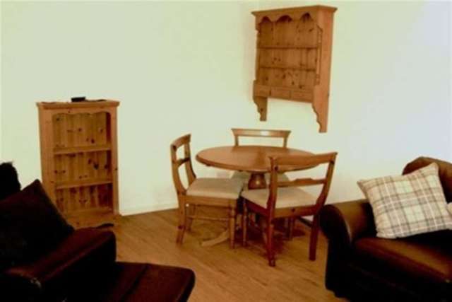  Image of 1 bedroom Flat to rent in Mains Court Framwellgate Moor Durham DH1 at Durham, DH1 5EY