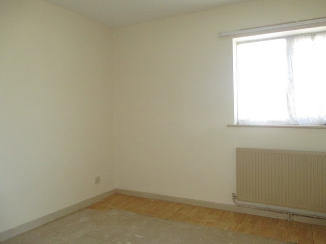  Image of 2 bedroom End of Terrace for sale in Froddington Road Southsea PO5 at Froddington Road  Southsea, PO5 4LB