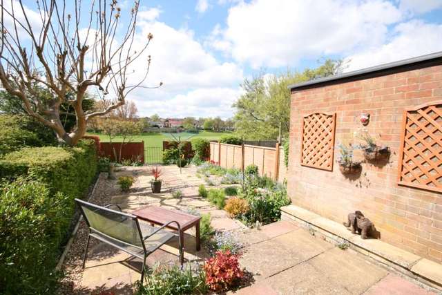  Image of 3 bedroom Terraced house for sale in Pudding Lane Hemel Hempstead HP1 at Pudding Lane Gadebridge Hemel Hempstead, HP1 3JU