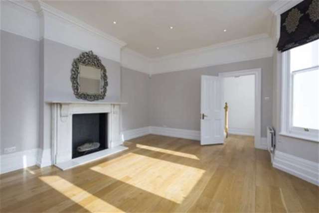  Image of 4 bedroom Detached house to rent in Garden Road London NW8 at London, NW8 9PS