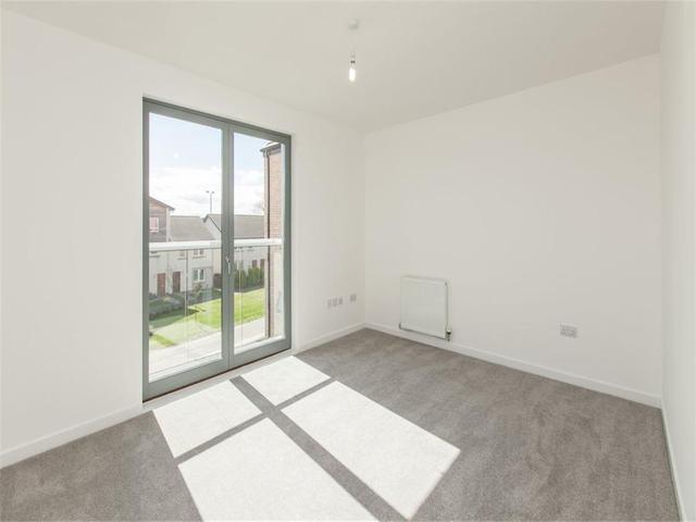  Image of 2 bedroom Flat to rent in Garvald Street Edinburgh EH16 at Kaimes Edinburgh Edinburgh, EH16 6FB