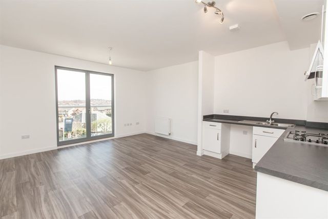 Image of 2 bedroom Flat to rent in Garvald Street Edinburgh EH16 at Kaimes Edinburgh Edinburgh, EH16 6FB