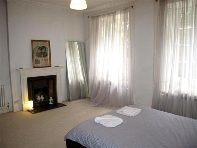  Image of 1 bedroom Flat to rent in Gayfield Square Edinburgh EH1 at Broughton Edinburgh Edinburgh, EH1 3NX
