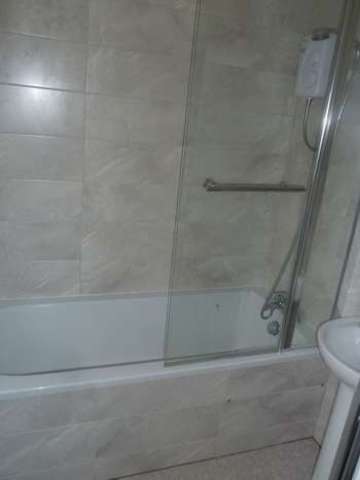  Image of 3 bedroom Property to rent in Genners Lane Northfield Birmingham B31 at Genners Lane Northfield Birmingham, B31 1EP