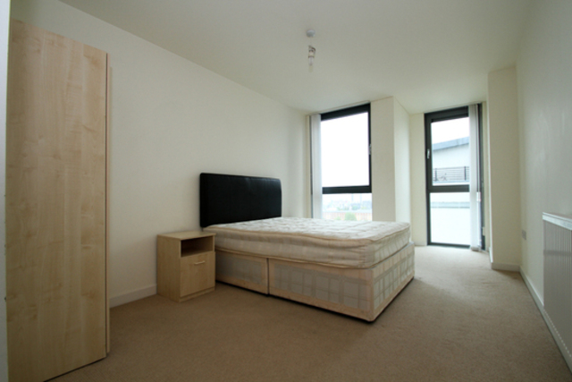  Image of 2 bedroom Apartment to rent in High Street London E15 at GEORGE HUDSON TOWER 28 HIGH STREET LONDON, E15 2PS