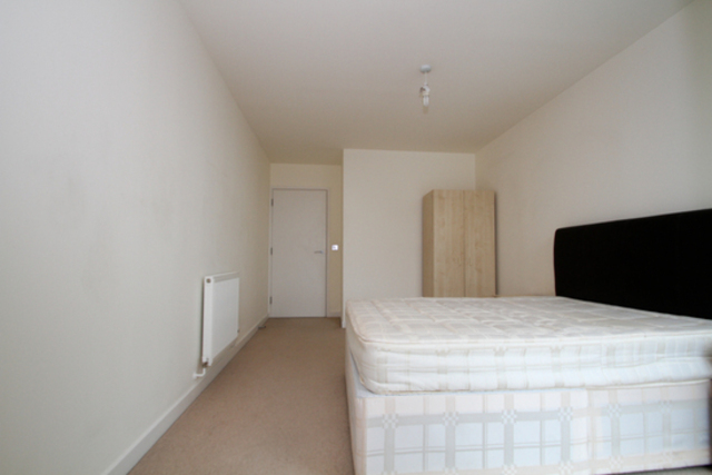  Image of 2 bedroom Apartment to rent in High Street London E15 at GEORGE HUDSON TOWER 28 HIGH STREET LONDON, E15 2PS
