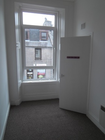  Image of 2 bedroom Flat to rent in George Street Aberdeen AB25 at City Centre Aberdeen Aberdeen, AB25 1EP