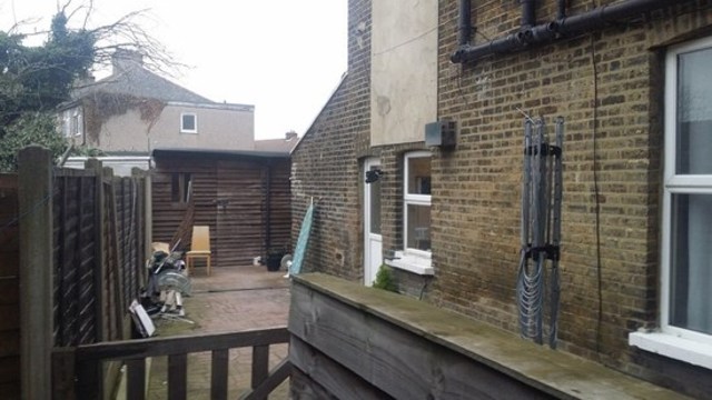  Image of 1 bedroom Ground Flat to rent in Broomfield Road Chadwell Heath Romford RM6 at GF   BROOMHALL ROAD  DAGENHAM, RM6 6JT