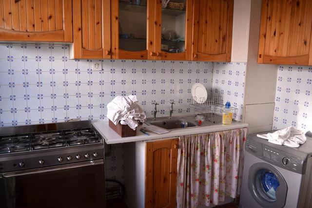  Image of 1 bedroom Flat Share to rent in Gill Street London E14 at London, E14 8AF