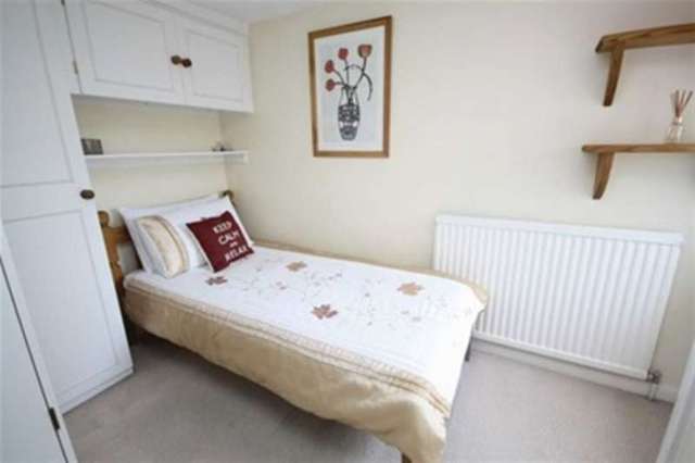  Image of 4 bedroom Semi-Detached house for sale in Gladstone Road Buckhurst Hill IG9 at Gladstone Road  Buckhurst Hill, IG9 5SW